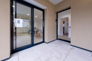 Ένα μπάνιο στο Appart Hôtel La Gacilly-centre ville-SPA-parking +61 φωτογραφίες