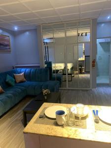 Foto dalla galleria di Teal Open Plan Studio Unit-Lekki 1, WI-FI, Extractor. a Ogoyo