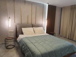 Posteľ alebo postele v izbe v ubytovaní Adell Miramare Golden Loft