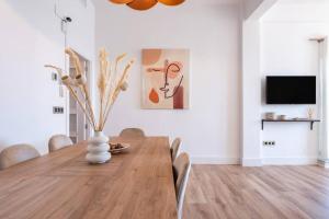 TV a/nebo společenská místnost v ubytování Luxury Penthouse with sea view in Soho