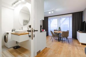 Posedenie v ubytovaní GórSKI Przystanek Apartament Satoła 1
