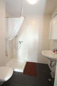 Koupelna v ubytování Apartments/Wohnungen direkt in Aschaffenburg