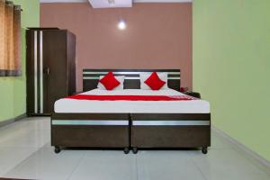 Cama o camas de una habitación en OYO Flagship 81167 Hotel Swagat Dx