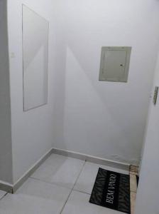 Uma casa de banho em Apê Expô/ABQM - Cantinho Moraes