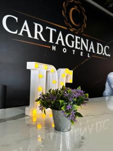 Hotel Cartagena DC的证书、奖牌、标识或其他文件