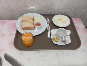 Billede fra billedgalleriet på Crown Palace Residence i Dhaka + 25 billeder