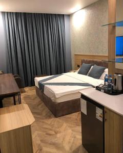 埃森纳帕酒店客房内的一张或多张床位