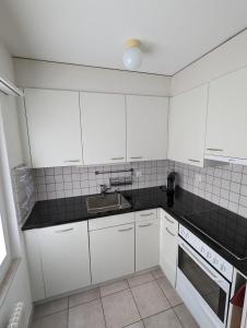 Virtuvė arba virtuvėlė apgyvendinimo įstaigoje Schiablick - Broggini