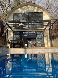 Photo de la galerie de l'établissement La Casa del Colibri, à Concepción