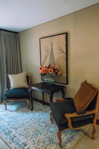 The Bohemian Guesthouse的休息区