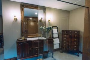 The Bohemian Guesthouse的一间浴室