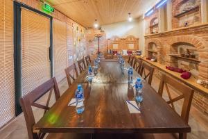 Restaurace v ubytování Dzvel Ubanshi