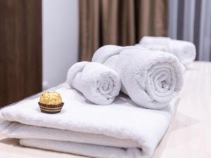 Llit o llits en una habitació de BOROVI PREMIUM wellness&spa
