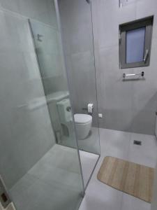 Ένα μπάνιο στο Luxury Apartment near Kifisias ave.