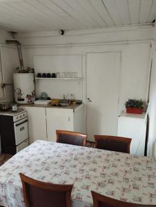Dapur atau dapur kecil di Casa 2 ambientes Mar del Plata