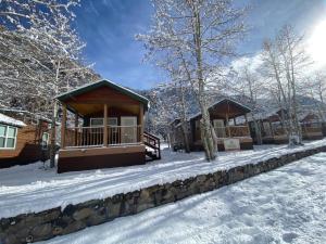 Ouray Riverside Resort - Inn & Cabins v zimě