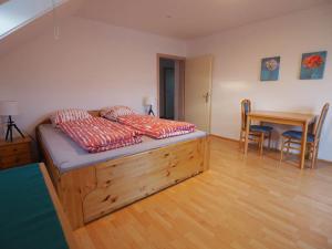 Letto o letti in una camera di Hillside Hideaway