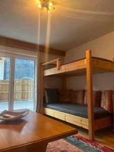 Posteľ alebo postele v izbe v ubytovaní Haus Evi