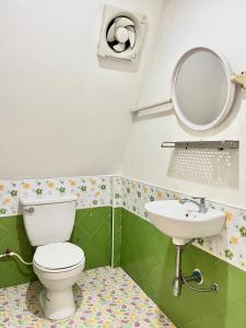 Pijittra Resort tesisinde bir banyo