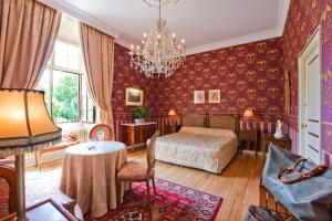 Gallery image of Ch&acirc;teau de la Verie in Challans