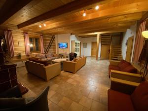 Posezení v ubytování CHALUPA Honzík - VILLA Vrchlabí