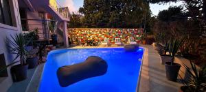 Πισίνα στο ή κοντά στο African Groove Camps Bay