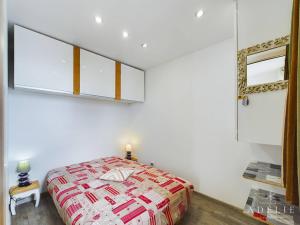 Appartement Montvalezan-La Rosière, 1 pièce, 6 personnes - FR-1-398-536にあるベッド