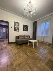 Apartment on Soborna 101的休息区