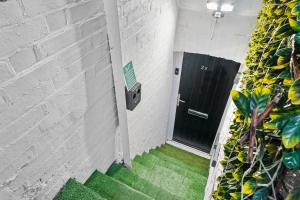 Fotografie z fotogalerie ubytování Hidden Gem Lt Properties Jaccuzi bath massage chair Superkingsize bed Parking available v Lutonu