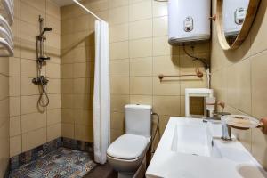 Vonios kambarys apgyvendinimo įstaigoje Stylish Apartment - Ivana Franka Street