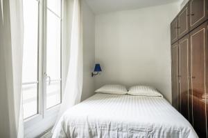 Apartment in Rue Saint-Honore