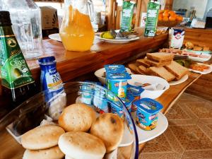 Comida no hotel ou em algum lugar perto