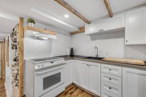 Köök või kööginurk majutusasutuses Initial / Repere / Chutes-Montmorency