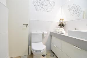 A bathroom at Apartamento Atarazanas Málaga Centro Histórico