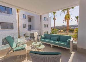 Część wypoczynkowa w obiekcie Luxury 2BR Seaviews - Santa Barbara Heights