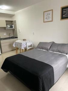 Ένα ή περισσότερα κρεβάτια σε δωμάτιο στο El arte suites +18 φωτογραφίες