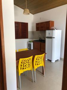 Dapur atau dapur kecil di Chalés JK +9 gambar