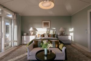 Area tempat duduk di Rosewood Kauri Cliffs