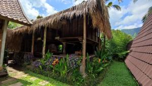 Κήπος έξω από το Sekumpul Bali Hidden Space
