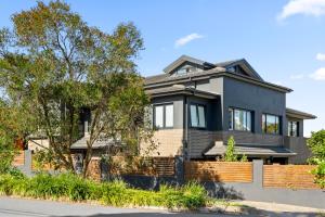 a house in the suburbs of sydney at 4 bedrooms family home in Bronte in Sydney