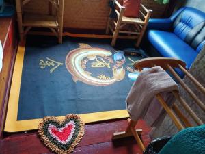 a room with a table with a heart on it at Comon Bungalow HaadChaoPhao in Haad Chao Phao