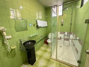 Bilik mandi di Zhixinyuan B&B