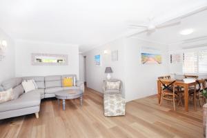 A seating area at Windmill 3