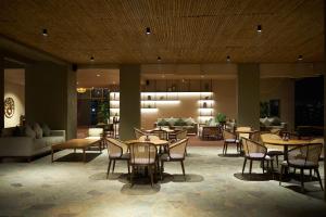 Ikshana Resort and Spa, Khandala的休息区