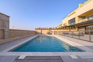 Bazén v ubytování פנינת הנוף אילת DreamyRent Pearl Of The Landscape nebo v jeho okolí