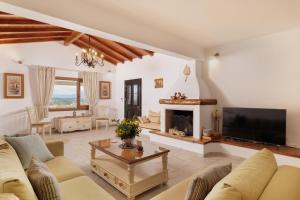 A seating area at Villa Magnolia Corfu