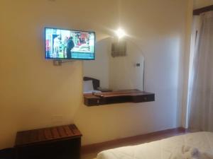 TV in/ali zabaviščno središče v nastanitvi Eiffel Hotel Hurghada