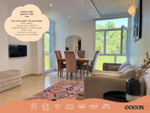 Posezení v ubytování Suite Miramar - Check in h24 - Wifi