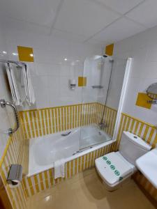 Koupelna v ubytování Hotel Tio Pepe