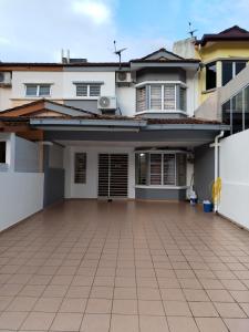 Gallery image of 116 Bukit Indah Bentong Homestay- 5min to town in Bentong